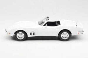 Chevrolet Corvette C3 Kabriolet Can-Am Bílý Norev 1:18 189038 Kov – obrázek 3 z 6