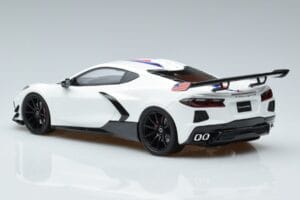 Chevrolet Hennessey Corvette C8 Arctic Bílý GT Spirit 1:18 GT317 Pryskyřice – obrázek 5 z 6