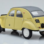 Citroen 2CV Sahara Žlutý Otto 1:18 - image 5 of 6