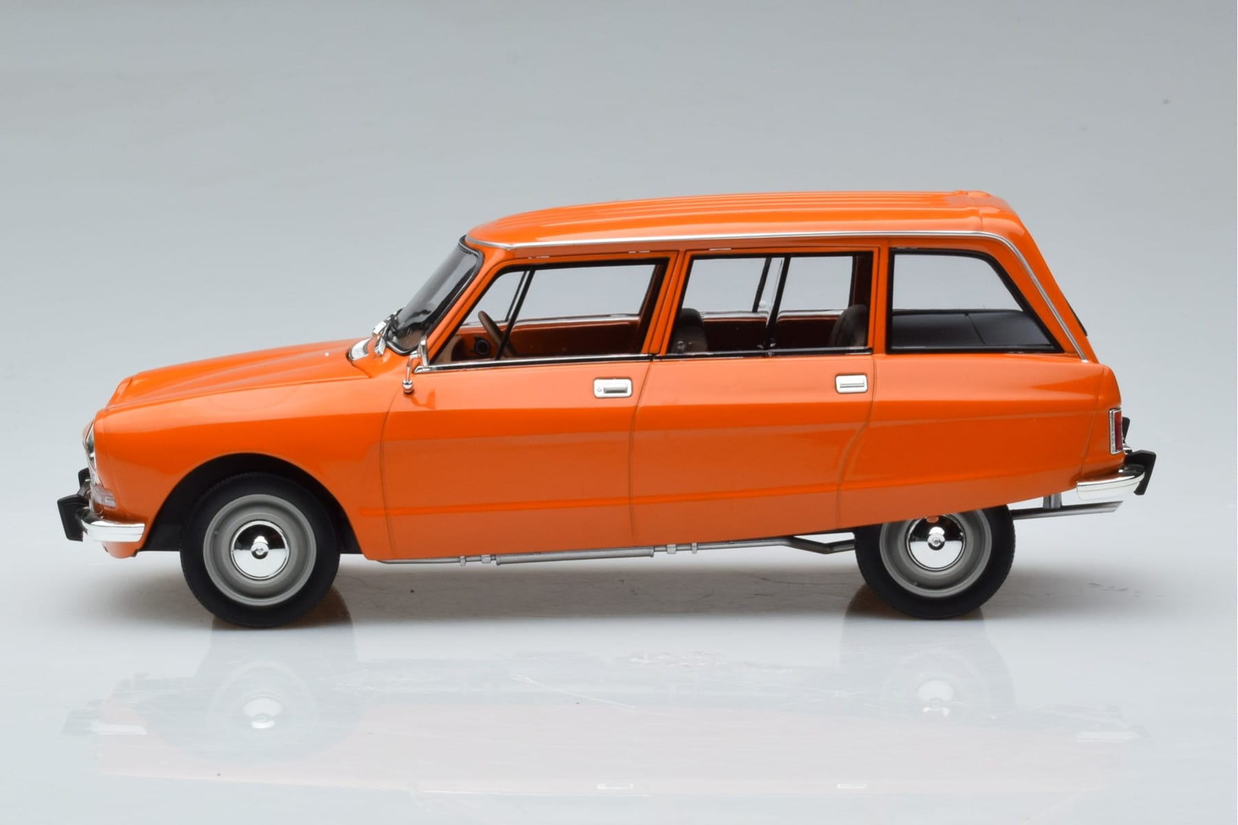 Citroen Ami 8 Break Tenere Oranžová Norev 1:18 181674 Kov – obrázek 4 z 7