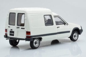Citroen C15 E Bílý Otto 1:18 OT956B Pryskyřice – obrázek 2 z 6