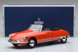 Citroen DS19 Kabriolet Norev 1:18 181599 Kov – obrázek 7 z 7
