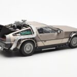 DeLorean DMC-12 Time Machine Back to the Future Stříbrný Sun Star 1:18 - image 5 of 8