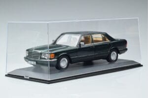 Vitrína MCG 1:18 MCG99115 Kov – obrázek 3 z 11