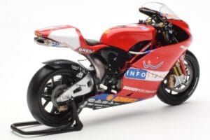 Ducati Desmosedici MotoGP Prova 2002 Minichamps 1:12 122020099 Kov – obrázek 3 z 4
