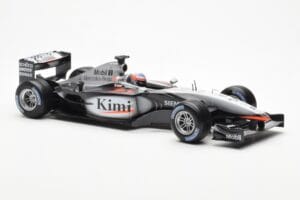 McLaren MP4/17D #6 K. Raikkonen F1 2003 Hot Wheels 1:18 B1650 Kov – obrázek 6 z 6
