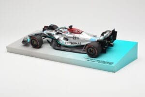 Mercedes AMG Petronas W13 E Performance #63 G. Russell Brazilian GP 1st Win 2022 Minichamps 1:18 113222163 Pryskyřice – obrázek 3 z 4