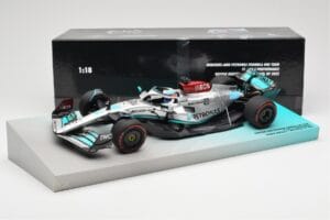 Mercedes AMG Petronas W13 E Performance #63 G. Russell Brazilian GP 1st Win 2022 Minichamps 1:18 113222163 Pryskyřice – obrázek 4 z 4