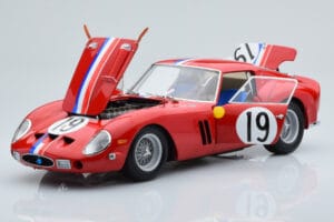 Ferrari 250 GTO #19 24 Hours of Le Mans 1962 Kyosho 1:18 08438A Kov – obrázek 2 z 10