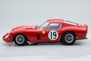 Ferrari 250 GTO #19 24 Hours of Le Mans 1962 Kyosho 1:18 08438A Kov – obrázek 4 z 10