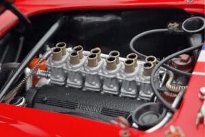 Ferrari 250 GTO #19 24 Hours of Le Mans 1962 Kyosho 1:18 08438A Kov – obrázek 9 z 10