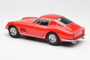 Ferrari 275 GTB Červený CMR 1:18 CMR033 Kov – obrázek 5 z 6