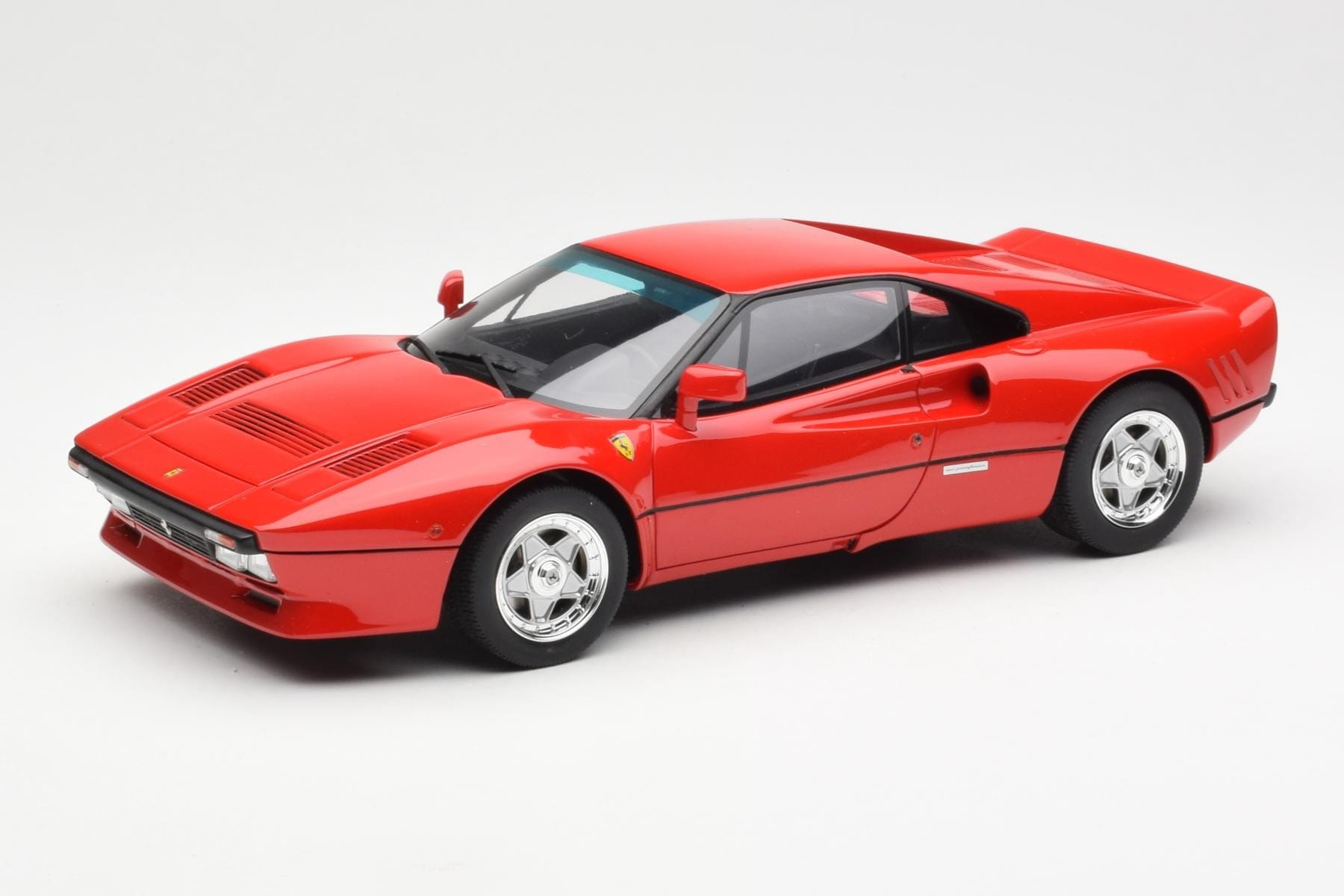 Ferrari 288 GTO Červený GT Spirit 1:18 GT288 Pryskyřice