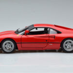 Ferrari 288 GTO Červený Hot Wheels 1:18 - image 4 of 10
