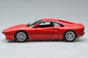 Ferrari 288 GTO Červený Hot Wheels 1:18 J8248-0510 Kov – obrázek 4 z 10