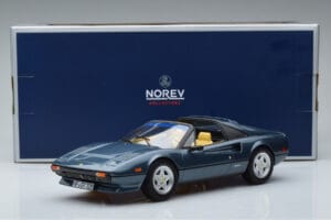 Ferrari 308 GTS Modrý Norev 1:18 187933 Kov – obrázek 7 z 7