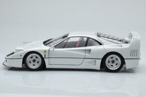 Ferrari F40 Perleťová Bílá Kyosho 1:18 08416PW-G Kov – obrázek 4 z 8
