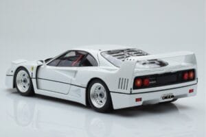 Ferrari F40 Perleťová Bílá Kyosho 1:18 08416PW-G Kov – obrázek 7 z 8