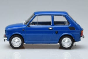 Fiat 126P Modrý MCG 1:18 MCG18324 Kov – obrázek 3 z 6