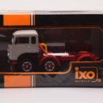 Fiat 690 T1 Bílý IXO 1:43 - image 4 of 4