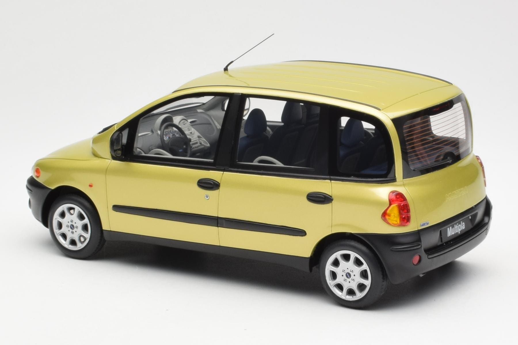 Fiat Multipla Žlutý Otto 1:18 OT1047 Pryskyřice – obrázek 5 z 6