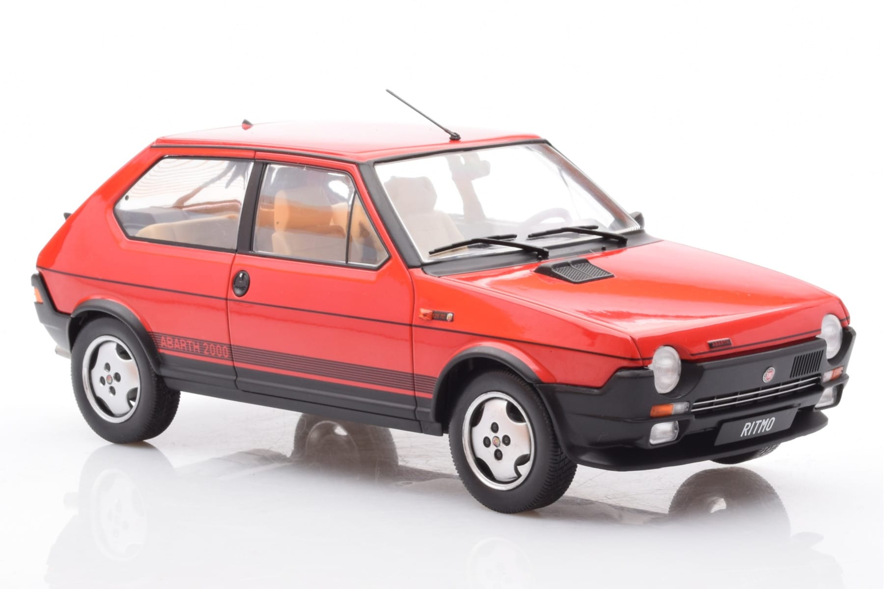 Fiat Ritmo TC 125 Abarth Červený MCG 1:18 MCG18416 Kov – obrázek 4 z 6