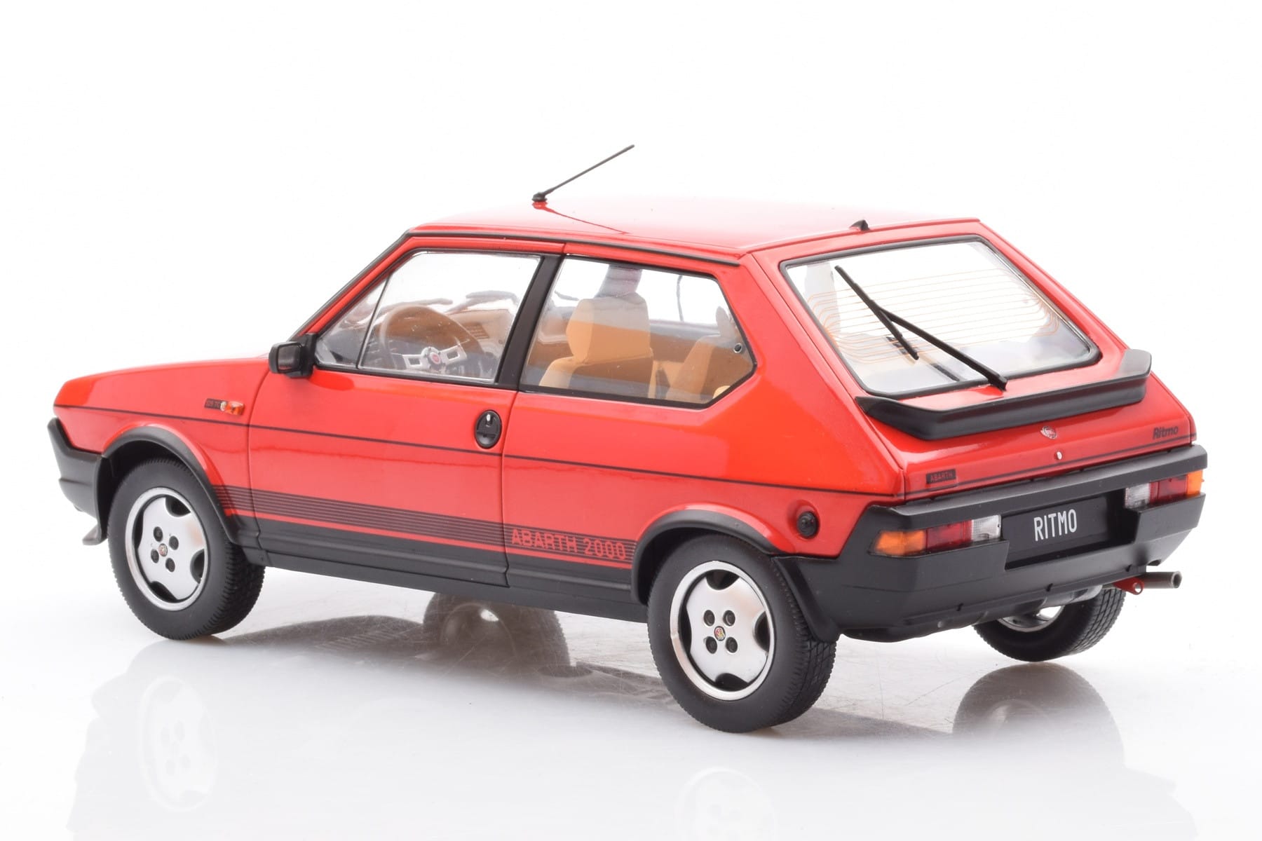 Fiat Ritmo TC 125 Abarth Červený MCG 1:18 MCG18416 Kov – obrázek 5 z 6