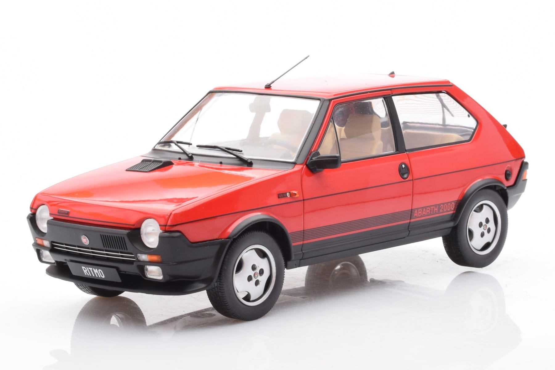 Fiat Ritmo TC 125 Abarth Červený MCG 1:18 MCG18416 Kov