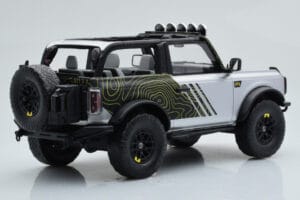 Ford Bronco RTR Iconic Stříbrný GT Spirit 1:18 GT404 Pryskyřice – obrázek 2 z 6