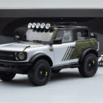 Ford Bronco RTR Iconic Stříbrný GT Spirit 1:18 - image 6 of 6