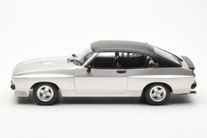 Ford Capri Mk2 X-Pack Stříbrný MCG 1:18 MCG18349 Kov – obrázek 3 z 6
