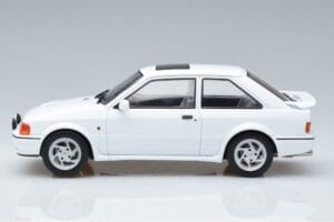 Ford Escort Mk4 RS Turbo S Bílý MCG 1:18 MCG18271 Kov – obrázek 3 z 6