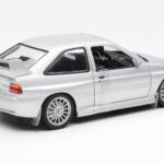 Ford Escort RS Cosworth Silniční Verze Stříbrný UT Models 1:18 - image 5 of 6