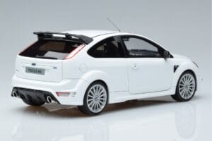 Ford Focus RS Mk2 Bílý Otto 1:18 OT977 Pryskyřice – obrázek 2 z 6