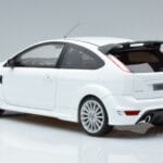 Ford Focus RS Mk2 Bílý Otto 1:18 OT977 Pryskyřice - image 5 of 6
