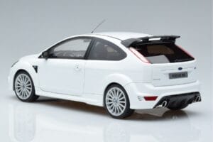 Ford Focus RS Mk2 Bílý Otto 1:18 OT977 Pryskyřice – obrázek 5 z 6
