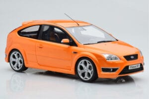 Ford Focus Mk2 ST 2.5 Electric Oranžový Otto 1:18 OT961 Pryskyřice – obrázek 4 z 6