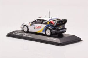 Ford Focus RS WRC #4 M. Martin / M. Park Neste Rally Finland Winners 2003 Minichamps 1:43 400038304 Kov – obrázek 3 z 4