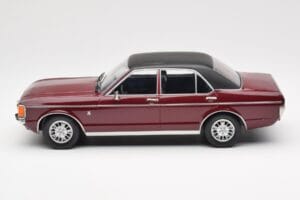 Ford Granada Mk1 Metalická Tmavě Červená Matná Černá MCG 1:18 MCG18393 Kov – obrázek 3 z 6