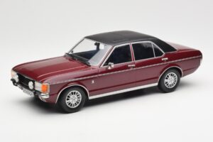 Ford Granada Mk1 Metalická Tmavě Červená Matná Černá MCG 1:18 MCG18393