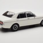 Ford Granada Mk1 Bílý MCG 1:18 MCG18395 - image 2 of 6