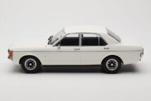 Ford Granada Mk1 Bílý MCG 1:18 MCG18395 Kov – obrázek 3 z 6