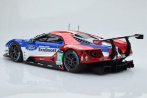 Ford GT Chip Ganassi Racing UK #67 M. Franchitti / A. Priaulx / H. Tincknell 24 Hours of Le Mans 2016 Minichamps 1:18 1551686 – obrázek 5 z 6