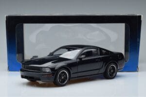 Ford Mustang GT S197 Bullitt AUTOart 1:18 73067 Kov – obrázek 7 z 7