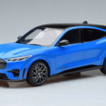 Ford Mustang Mach-E GT Performance Modrý Otto 1:18 OT414 Pryskyřice