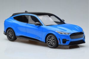 Ford Mustang Mach-E GT Performance Modrý Otto 1:18 OT414 Pryskyřice – obrázek 4 z 6