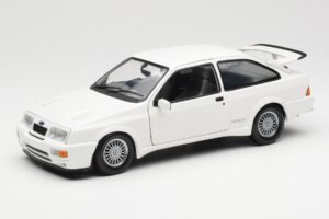 Ford Sierra RS RHD Bílý Minichamps 1:18