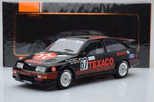 Ford Sierra RS500 Cosworth Texaco #67 K. Ludwig / K. Niedzwiedz / S. Soper 24 Hours of Nurburgring Winner 1987 IXO 1:18 18RMC – obrázek 6 z 6