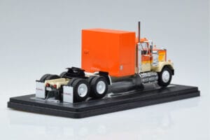 GMC General Oranžový IXO 1:43 TR129 Kov – obrázek 2 z 6