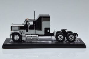GMC General Stříbrný Černý IXO 1:43 TR117 Kov – obrázek 3 z 6